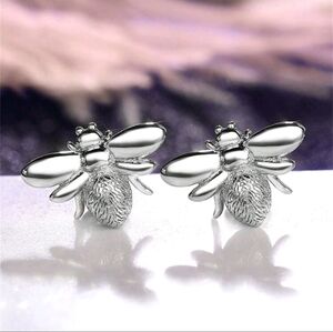 Silver Fashion  Bee Stud Earrings